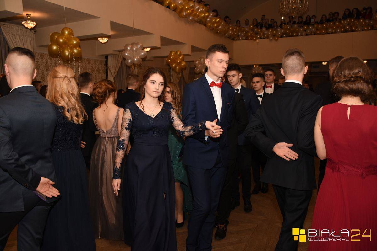 Poloneza czas zacząć: Studniówka ALO PSW w Białej Podlaskiej