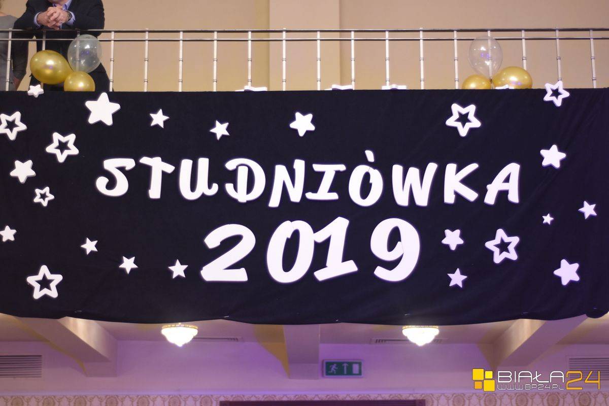 POLONEZA CZAS ZACZĄĆ: Studniówka KLO w Białej Podlaskiej