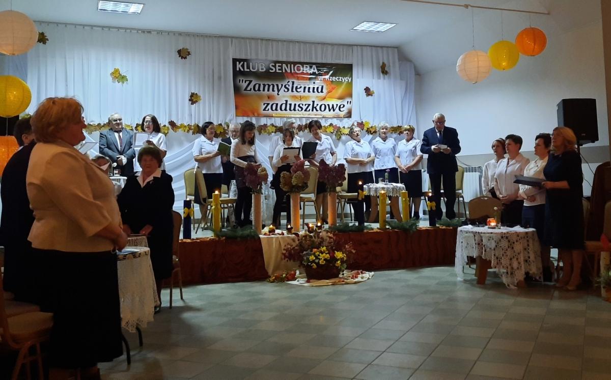 Spotkali się w refleksyjnej atmosferze z okazji Zaduszek