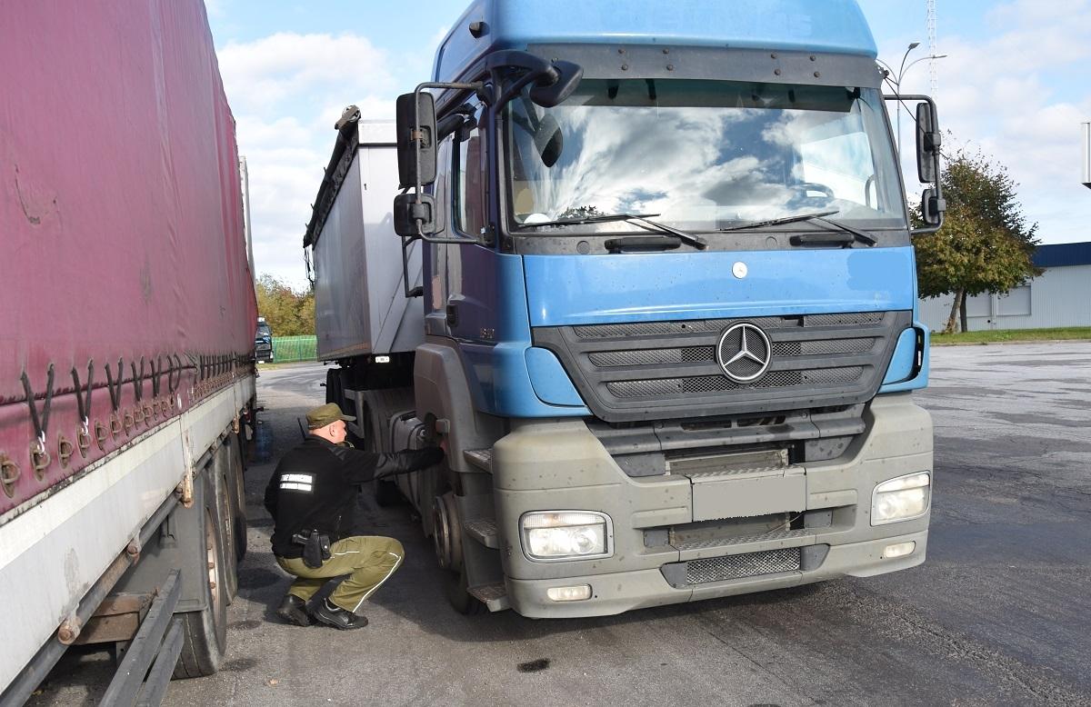 Kradziony w Andorze Mercedes wpadł w Kukurykach
