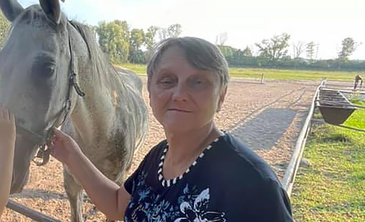 Policjanci, strażacy i mieszkańcy wsi przeszukują teren. Zaginęła Agnieszka Sobieszuk
