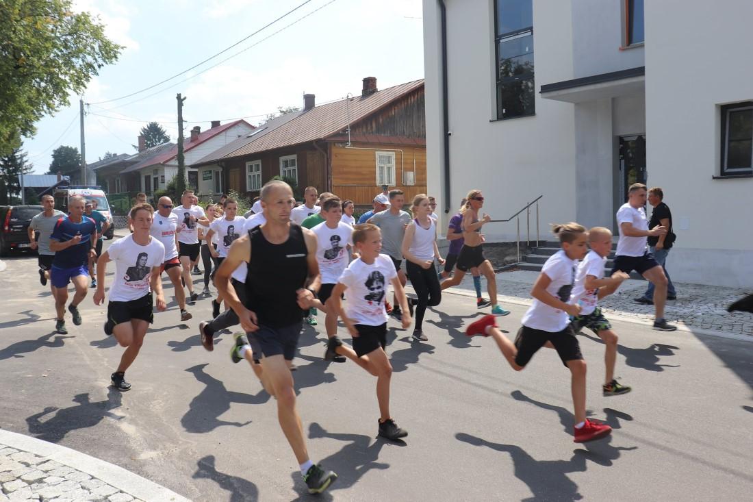 Pobiegli za wilkami ku Pamięci Żołnierzy Wyklętych