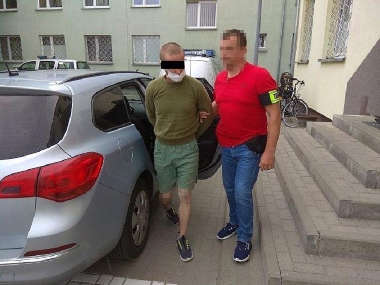 Grożono mu nożem bo nie chciał obrabować sklepu 