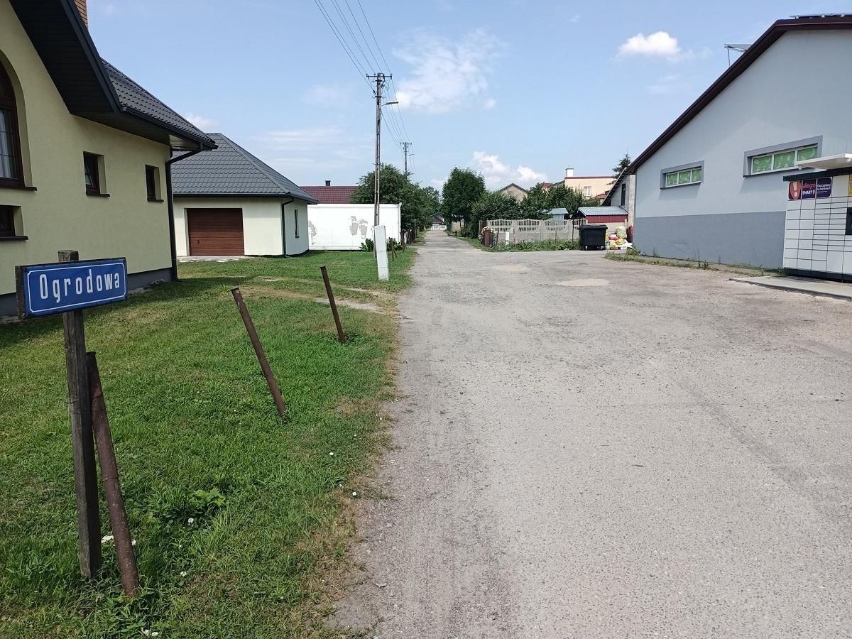 Podpisano umowę na budowę ulicy w Łomazach