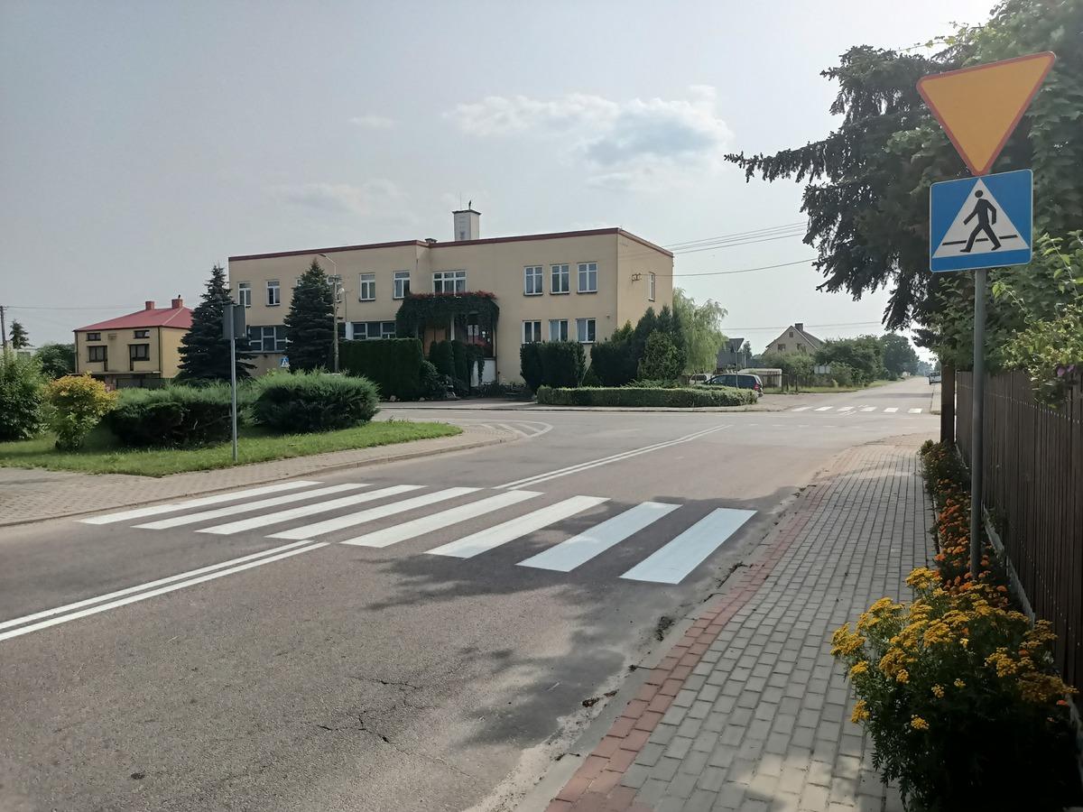 Wymalowali przejścia dla pieszych 