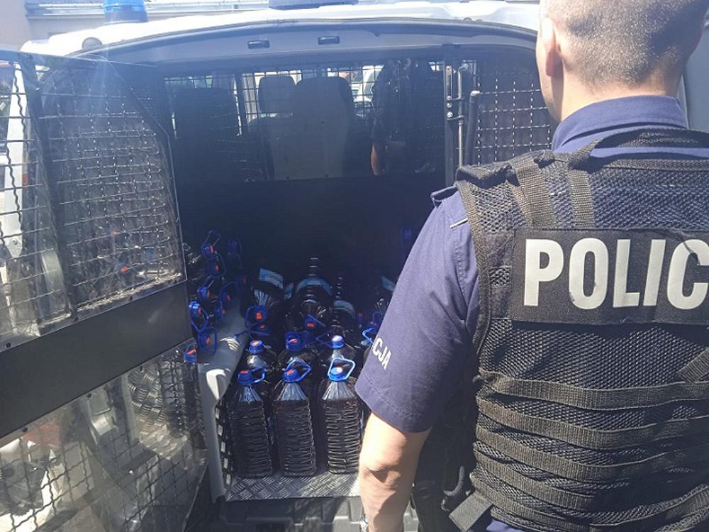 Wyprodukował kilkaset litrów nielegalnego alkoholu. Został zatrzymany