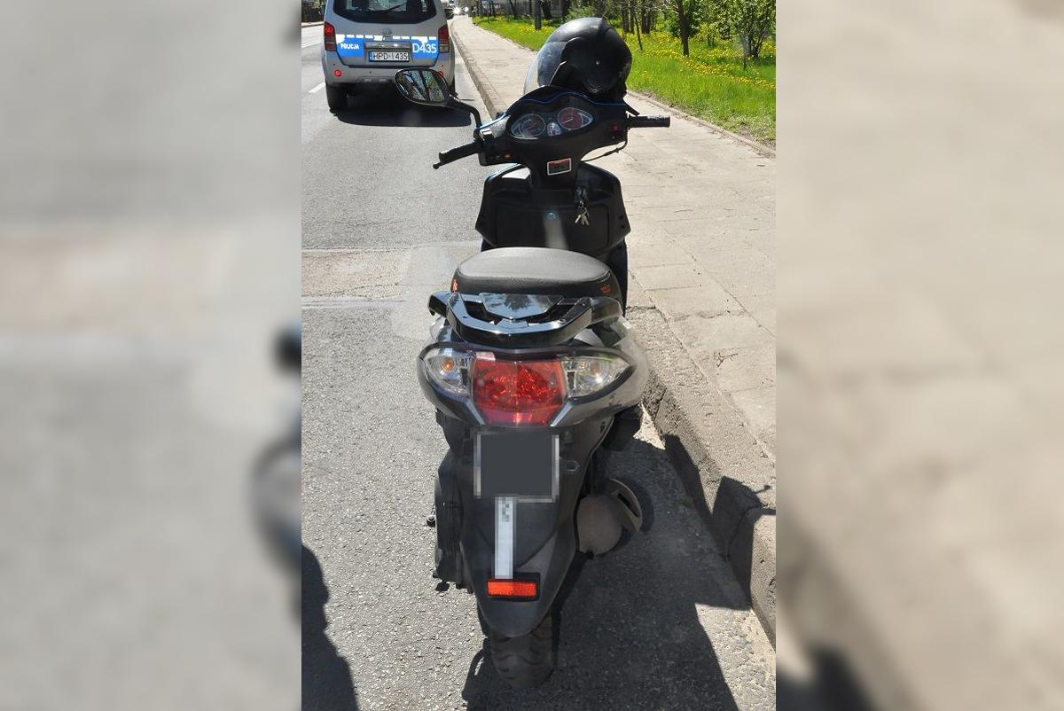 Motorowerzysta zmieniał pas. Doprowadził do wypadku 