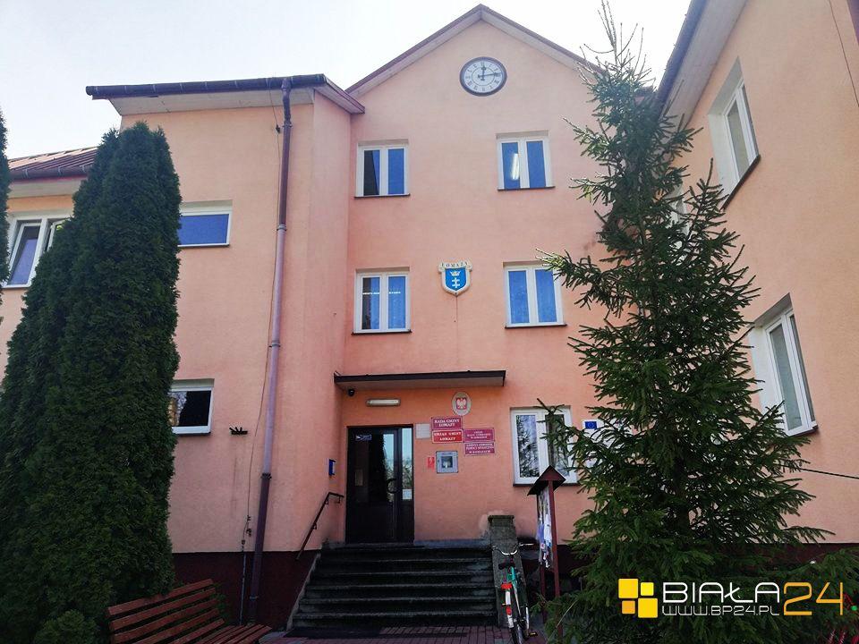 Gmina Łomazy się zazieleni. Dołącz do akcji i poznaj tajniki rabatek retencyjnych
