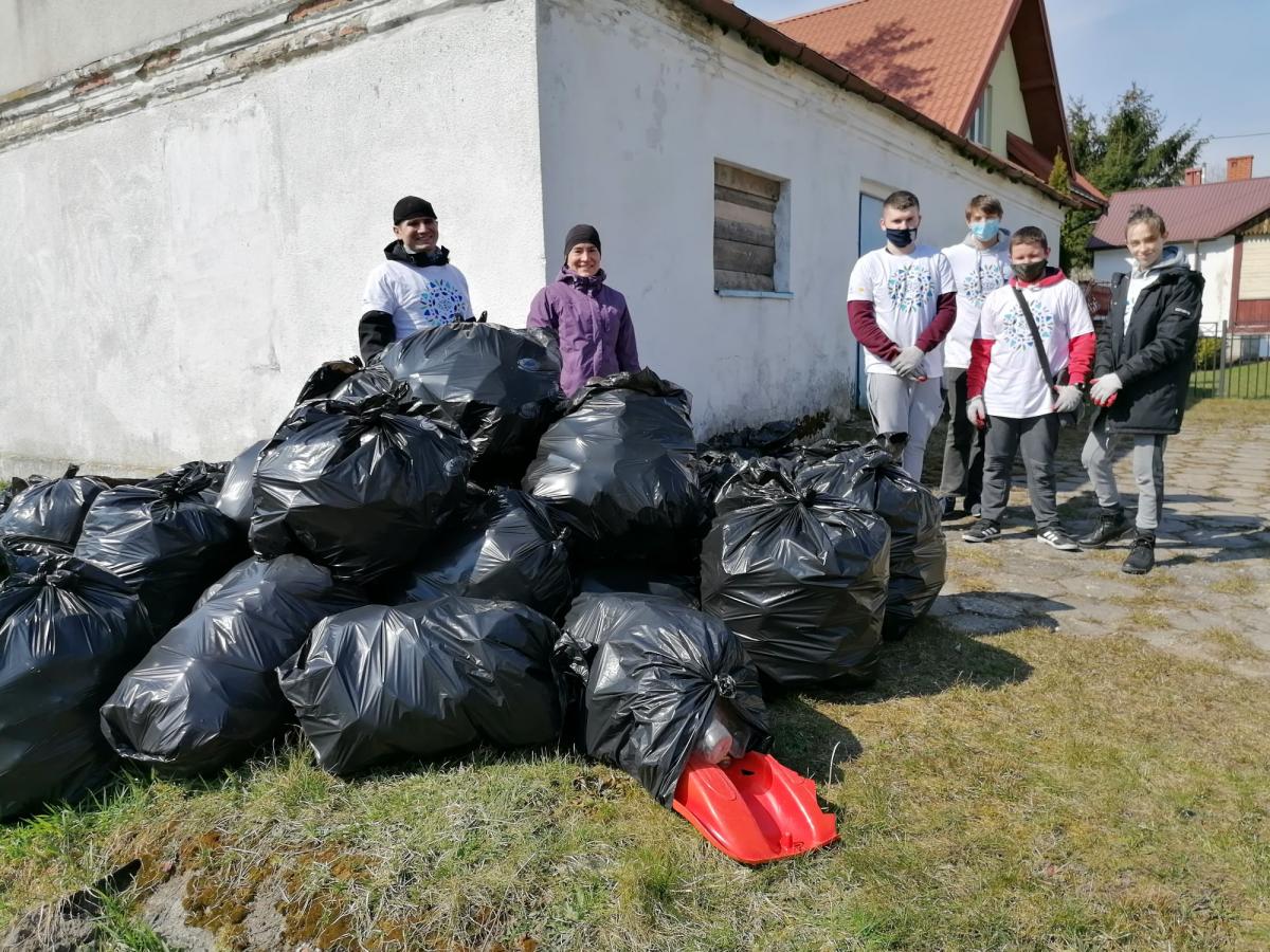 Przeprowadzili 