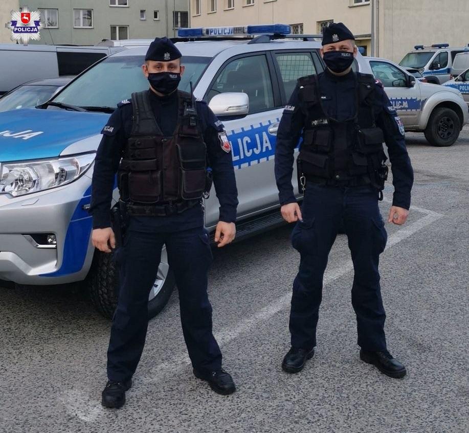 Odważna reakcja policjantów ocaliła życie 73-latce
