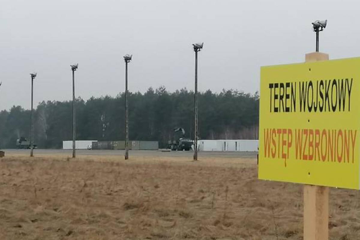 Pierwsi żołnierze będą stacjonować na lotnisku już w czerwcu 