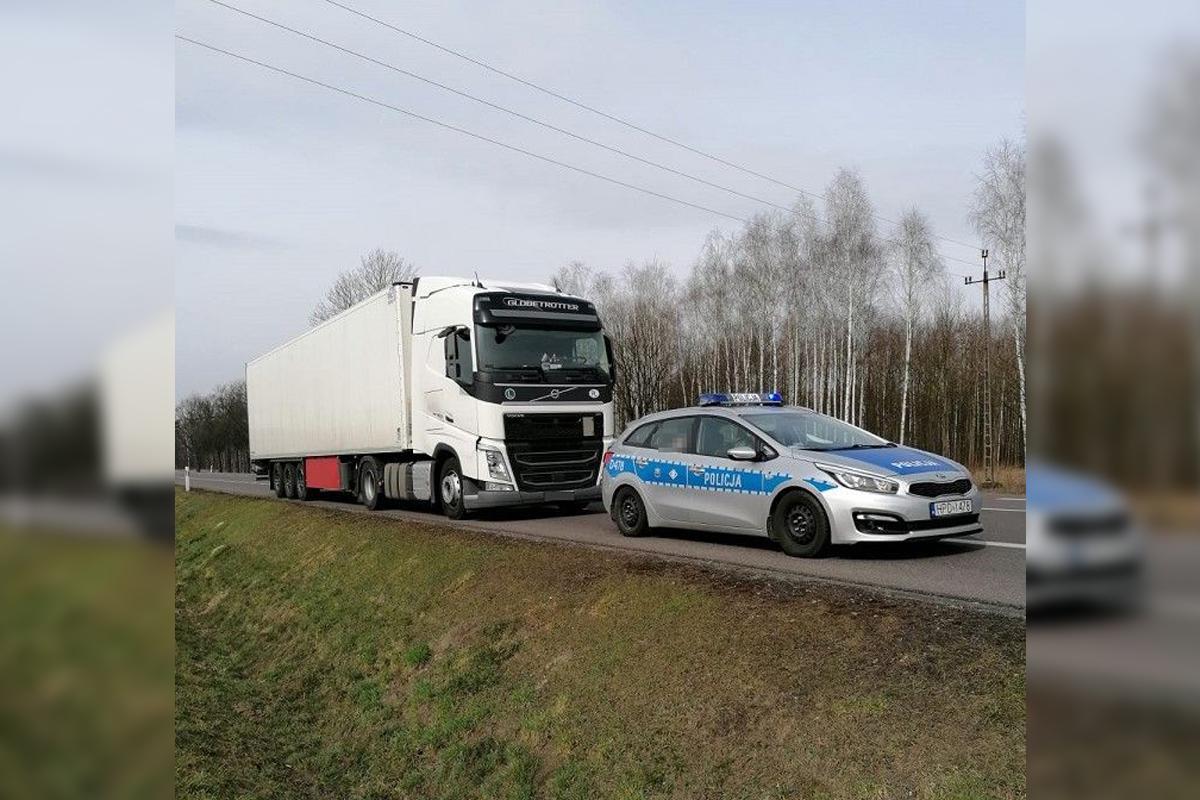 Zgłaszający zapobiegł tragedii. Kierowca ciężarówki miał ponad trzy promile