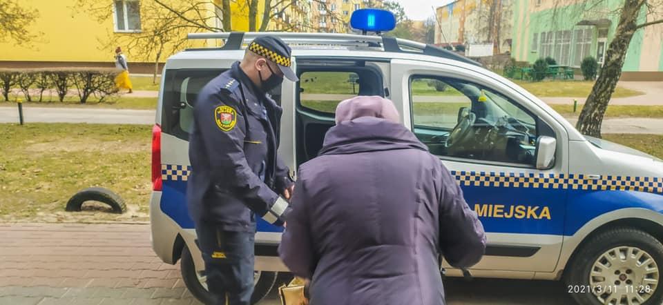 Dowiozą na szczepienie bezpłatnie