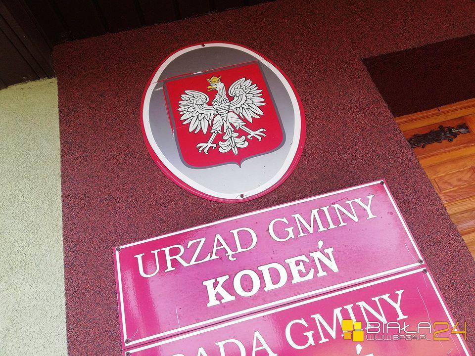 Praca urzędu ograniczona. Ma to związek z wirusem