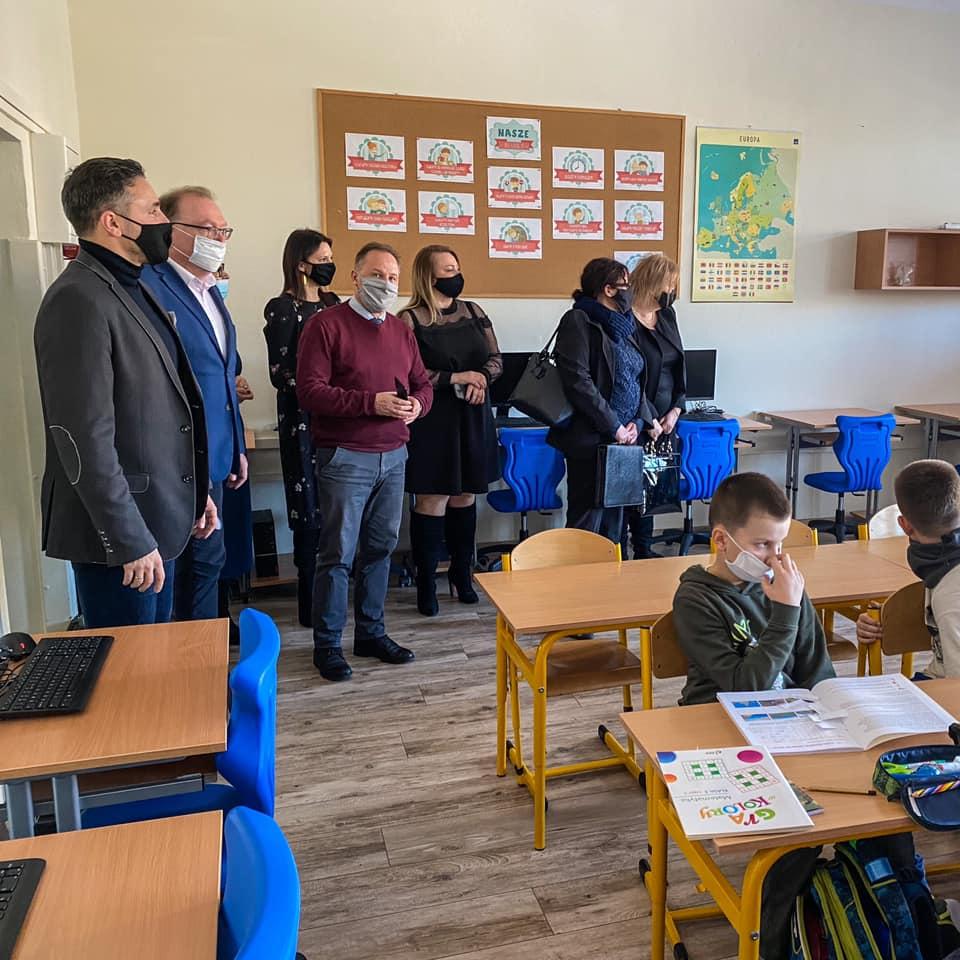 Unowocześnili pracownie, by nauka stała się łatwiejsza i atrakcyjniejsza 