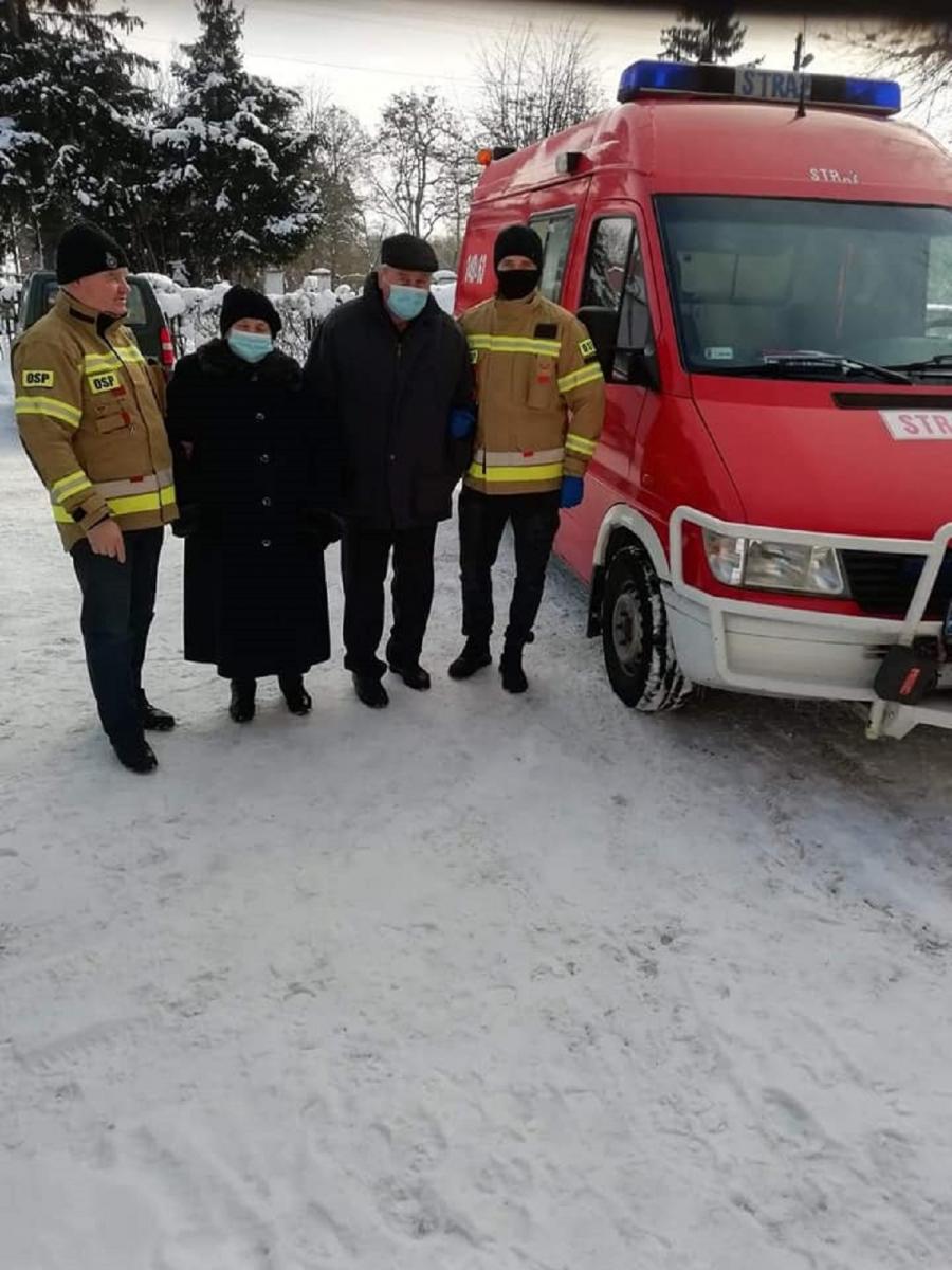 OSP Kodeń pomaga seniorom