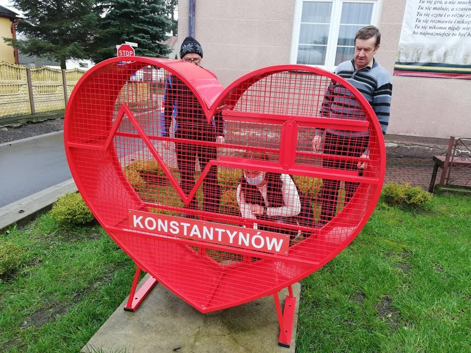 Serce na plastikowe nakrętki stanęło w kolejnej gminie
