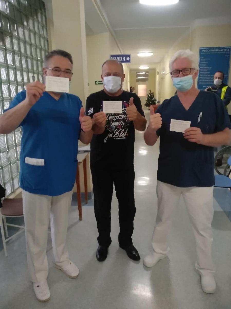 Riad Haidar się zaszczepił i namawia innych