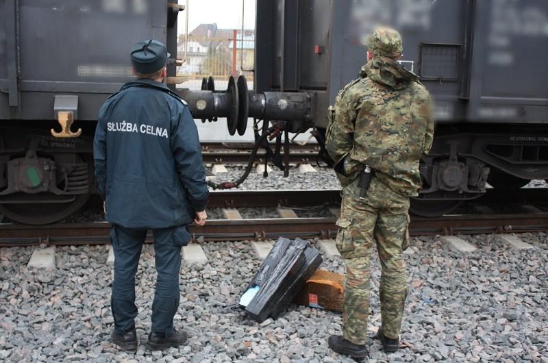 Przemyty się nie udały. Papierosy zostały na granicy 