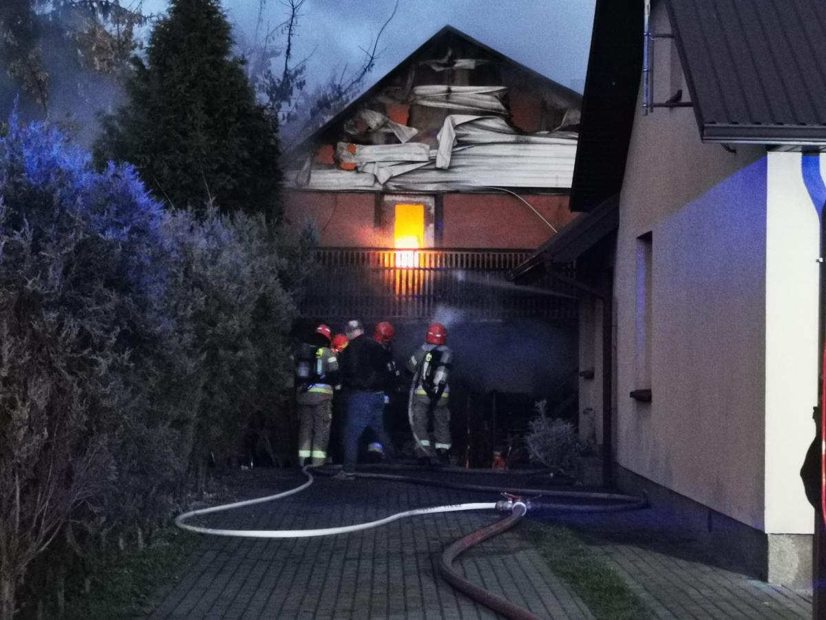 Straty po pożarze oszacowano na 60 tysięcy 