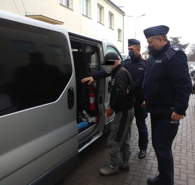 Oszukał seniorkę przez telefon. 54-latek został zatrzymany 