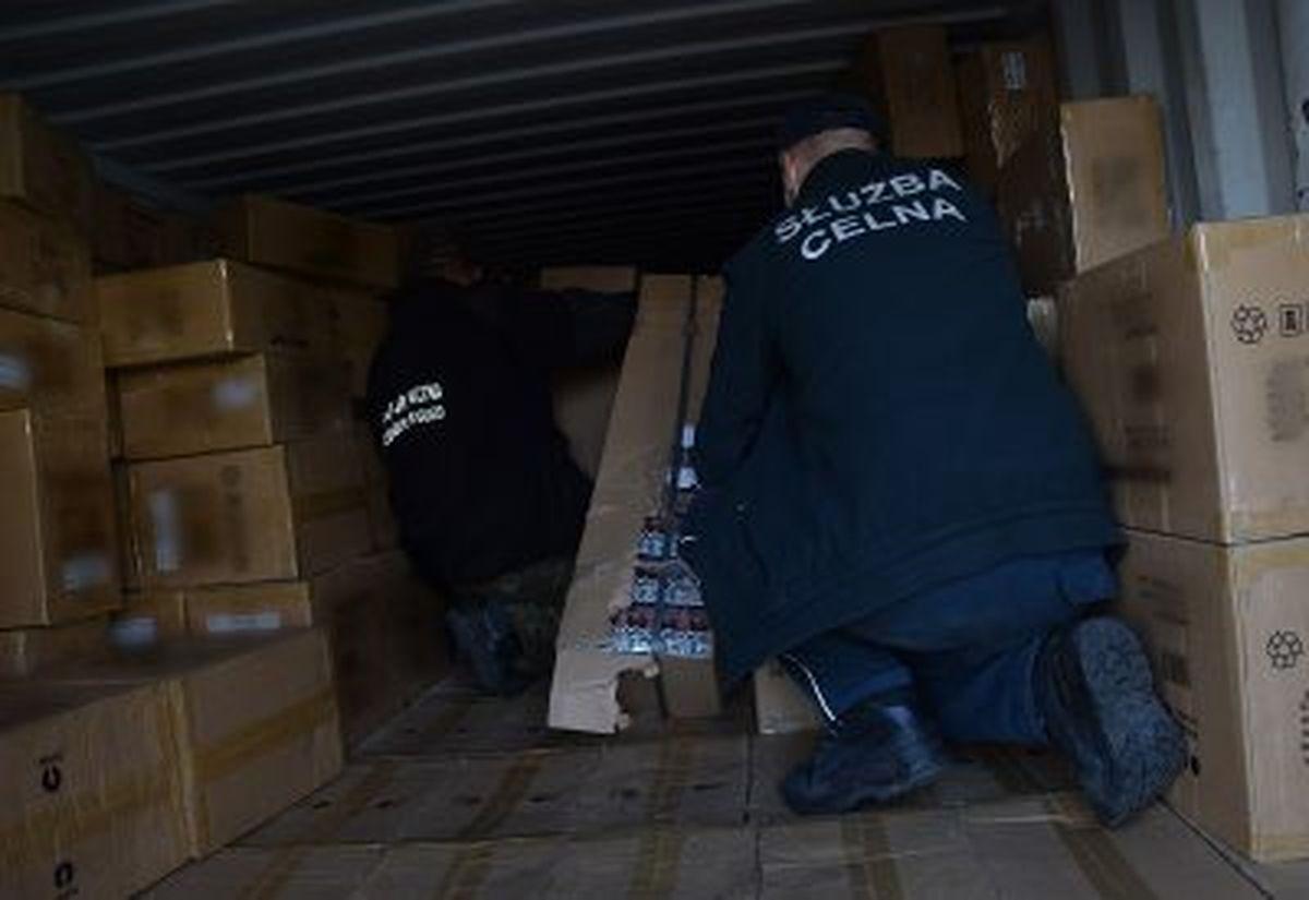Udaremnili kolejny przemyt. Kontrabanda była warta 300 tysięcy