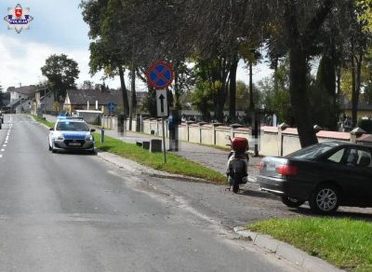 Nie zauważył ich cofając