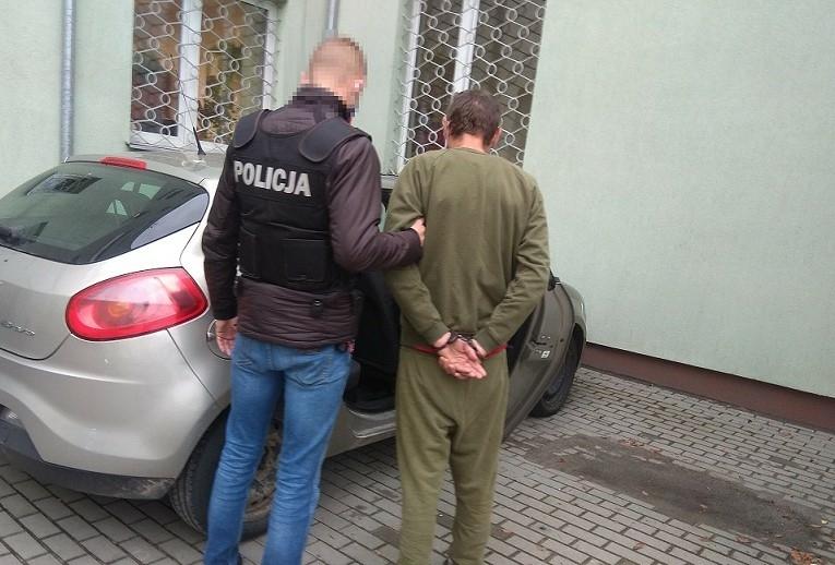 Ekspedientka pomogła rannemu. Próbowano go zabić