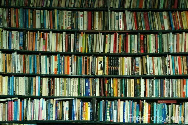 Zaprojektuj torbę w książkowym stylu i wygraj