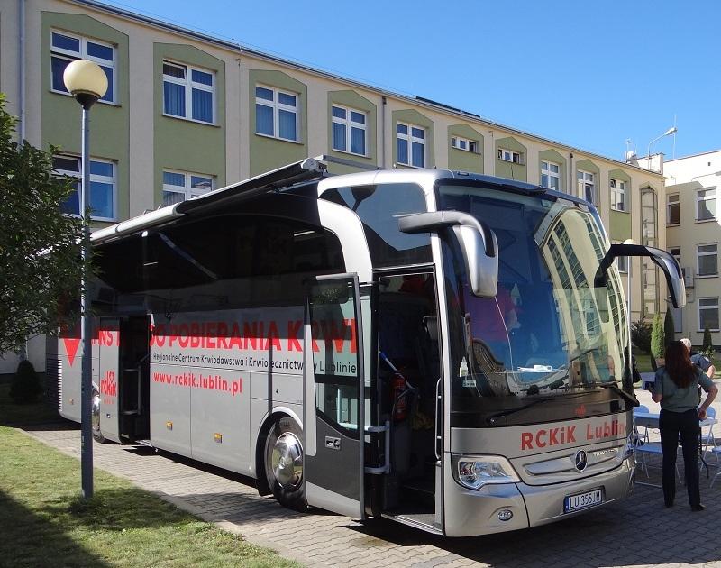 Świętowali pomagając