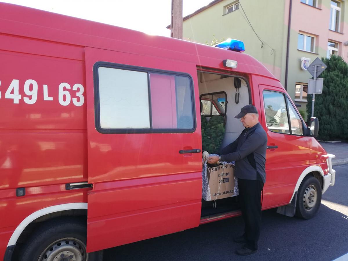 Uratowali rannego boćka