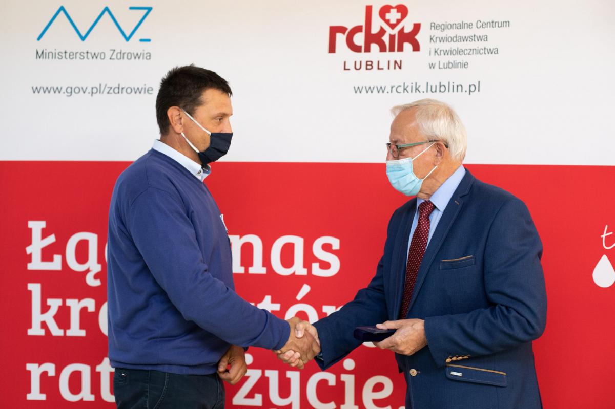 Bialski policjant zasłużony dla zdrowia narodu