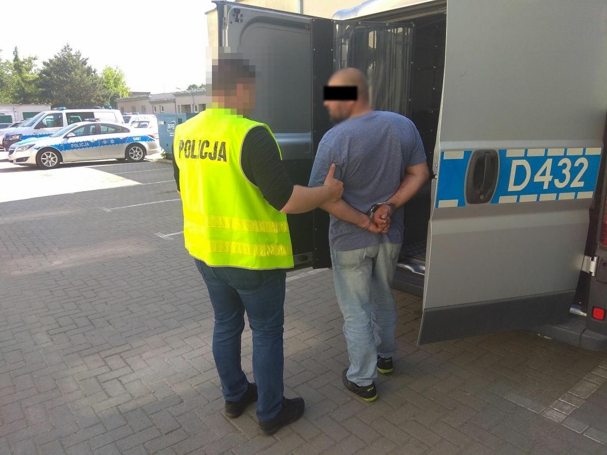 Spowodował wypadek i uciekł. Jechał pijany ze swoim dzieckiem