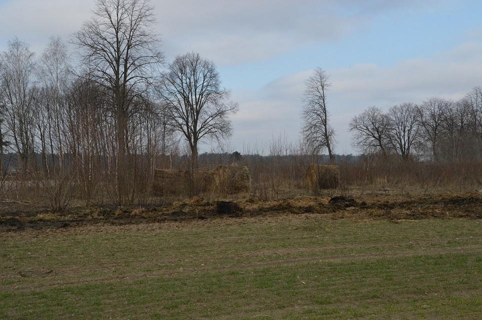 Podpalał bele słomy. Znowu podpala