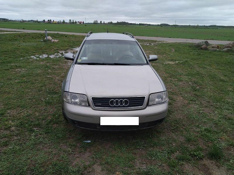 Odjechali cudzym audi. Nie mieli jak wrócić do domu