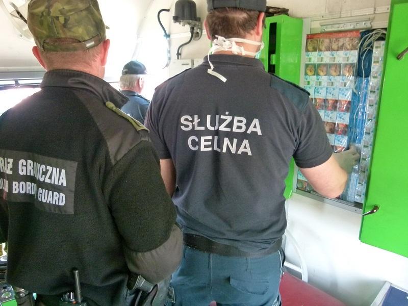 Przemyt papierosów w lokomotywie