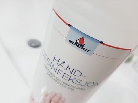 Norwegia oskarża Polskę o skonfiskowanie płynu do dezynfekcji produkowanego w naszym mieście