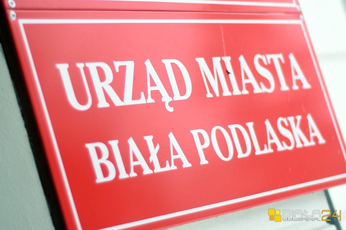 Miasto wprowadza kolejne decyzje dla dobra mieszkańców. Nie będzie kontaktu bezpośredniego z urzędnikiem