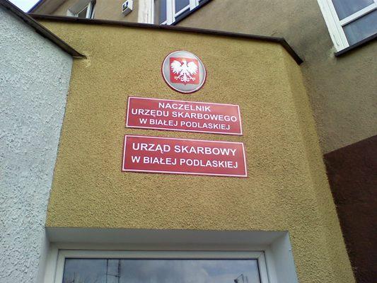 Urząd skarbowy ogranicza wejście petentów do sali obsługi