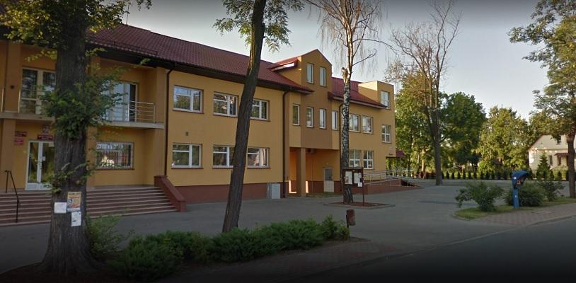 Piszczac prosi o ograniczenie wizyt. Zamyka targowisko