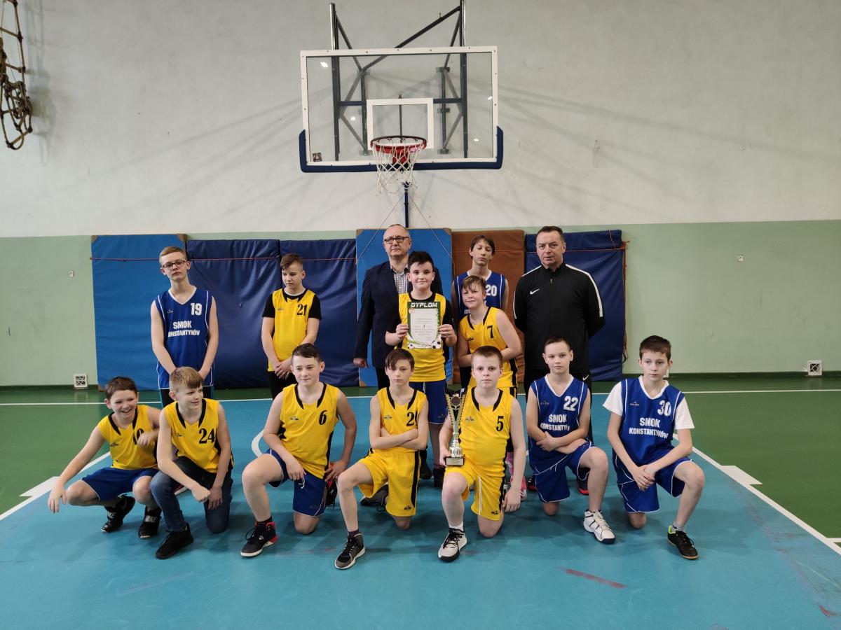 Koszykarze z Konstantynowa triumfują