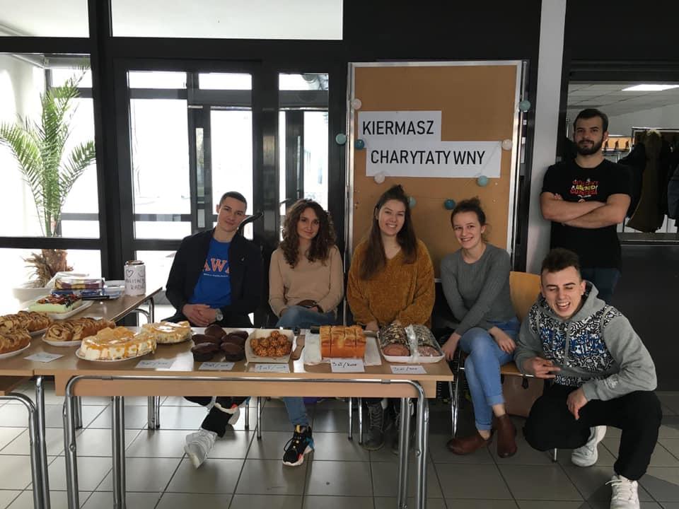 Studenci ruszyli z pomocą. W internecie trwa zbiórka
