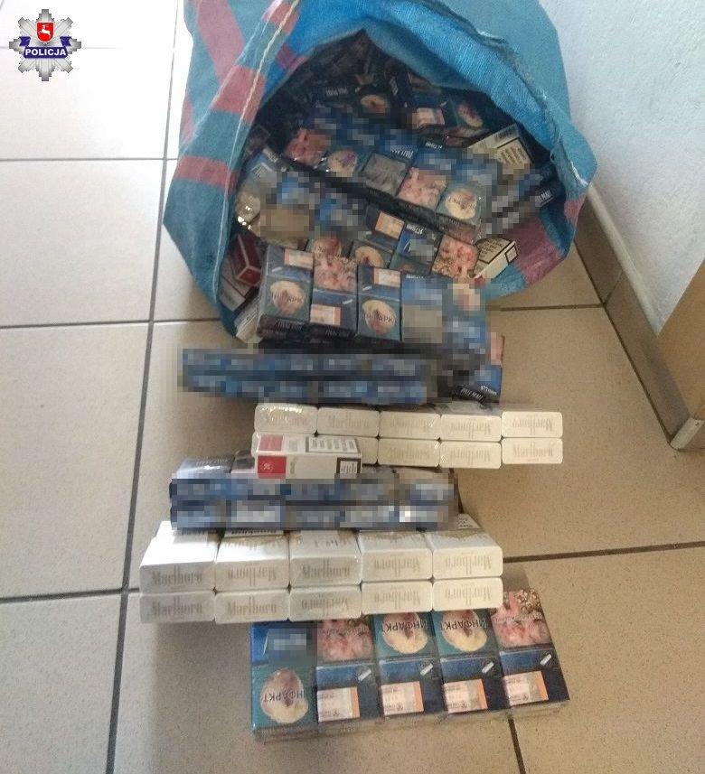 700 paczek znalezionych przez policjantów