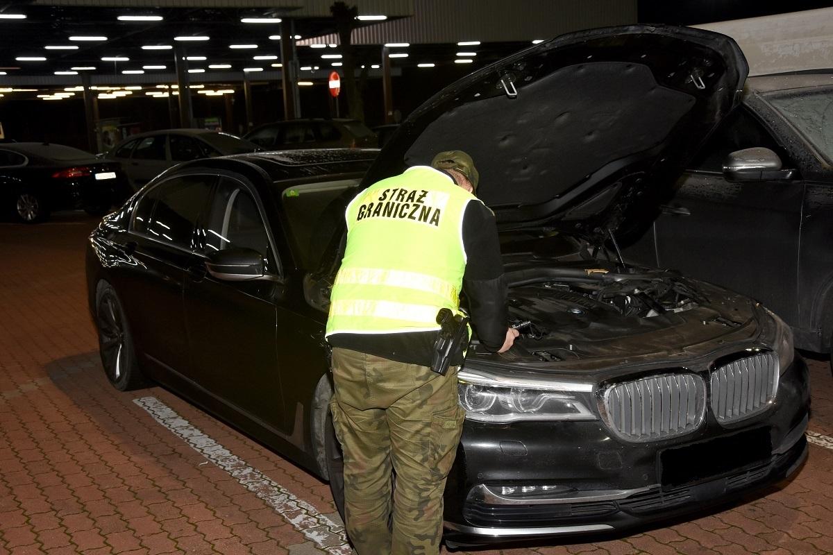 Kradzionym BMW próbował wyjechać z Polski