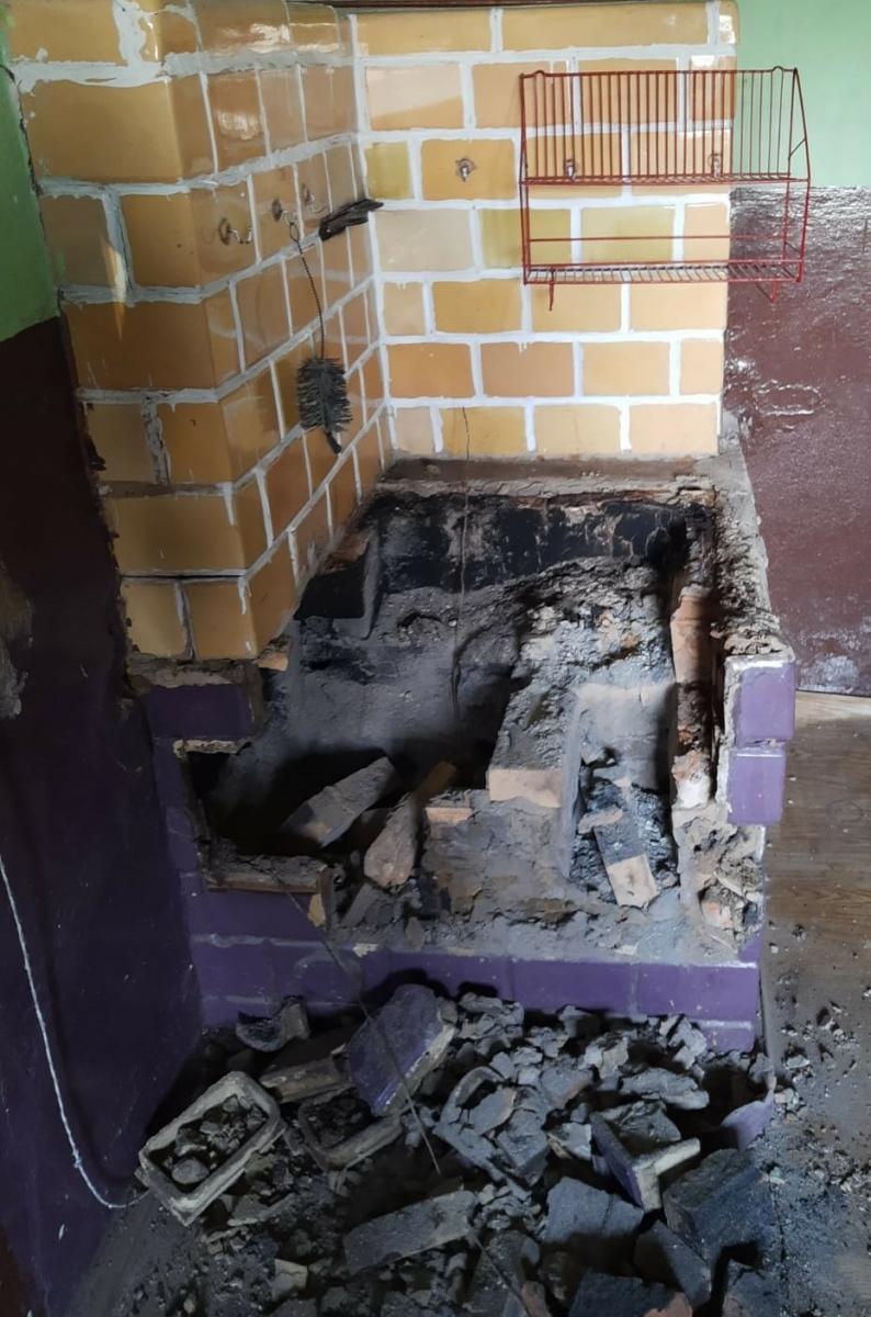 Wyrwał piec i uszkodził kuchnie kaflową
