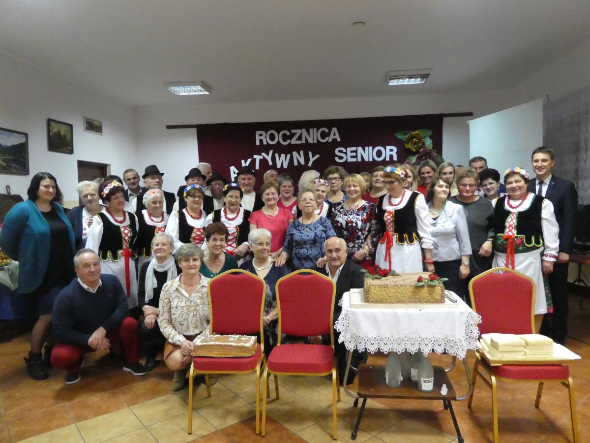 Seniorzy świętowali swoje pierwsze urodziny