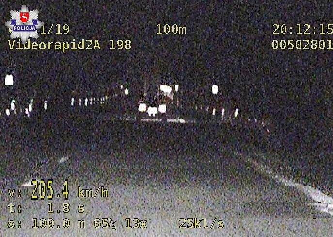 Pędził po drodze bo ona chciała by "ją rozbudził"