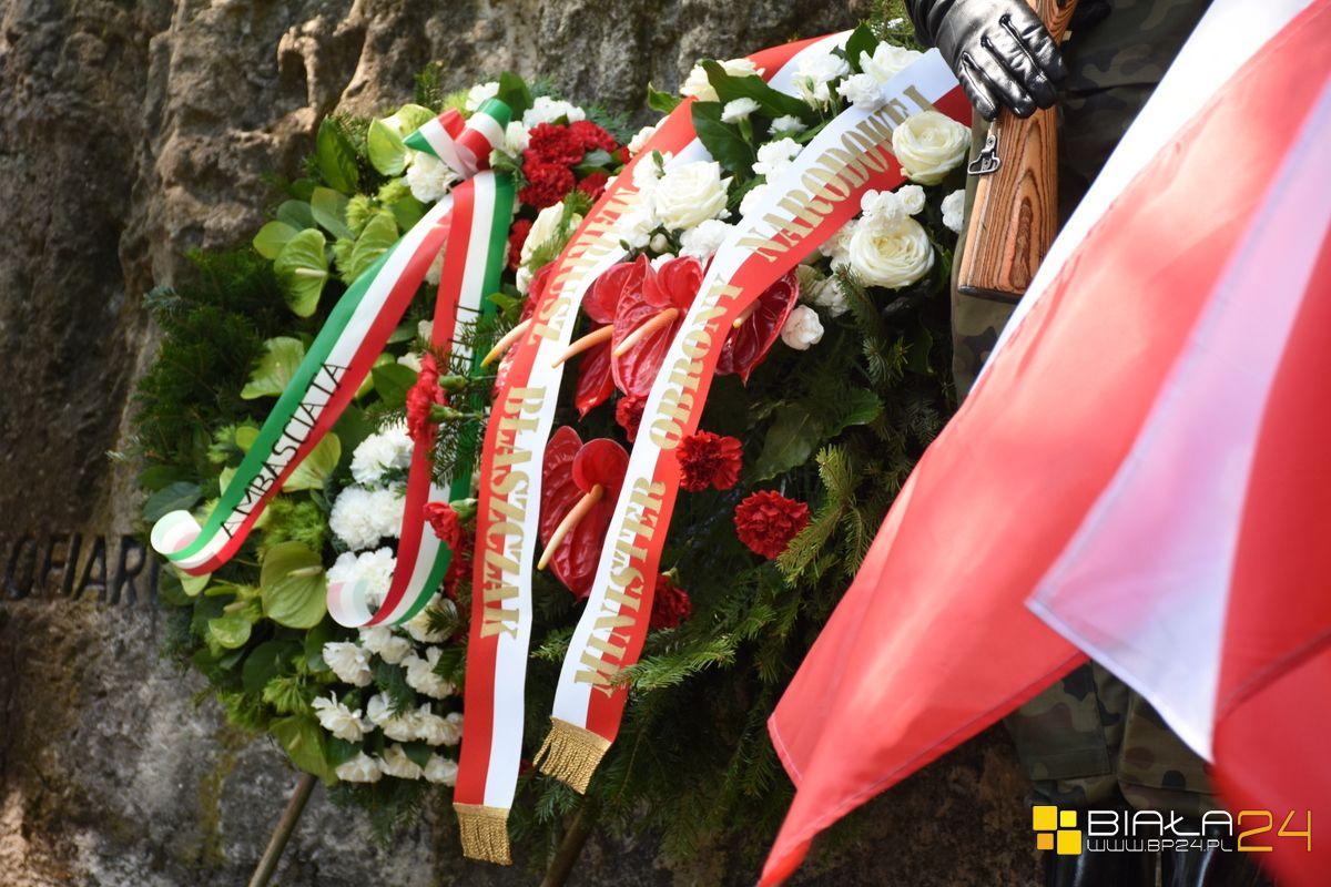 Poniedziałek pod znakiem patriotyzmu