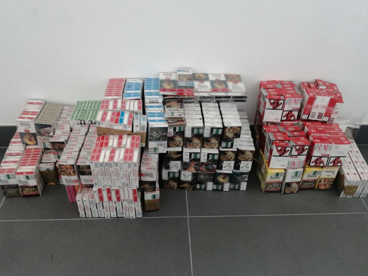 Trzymała "fajki" na opuszczonej posesji