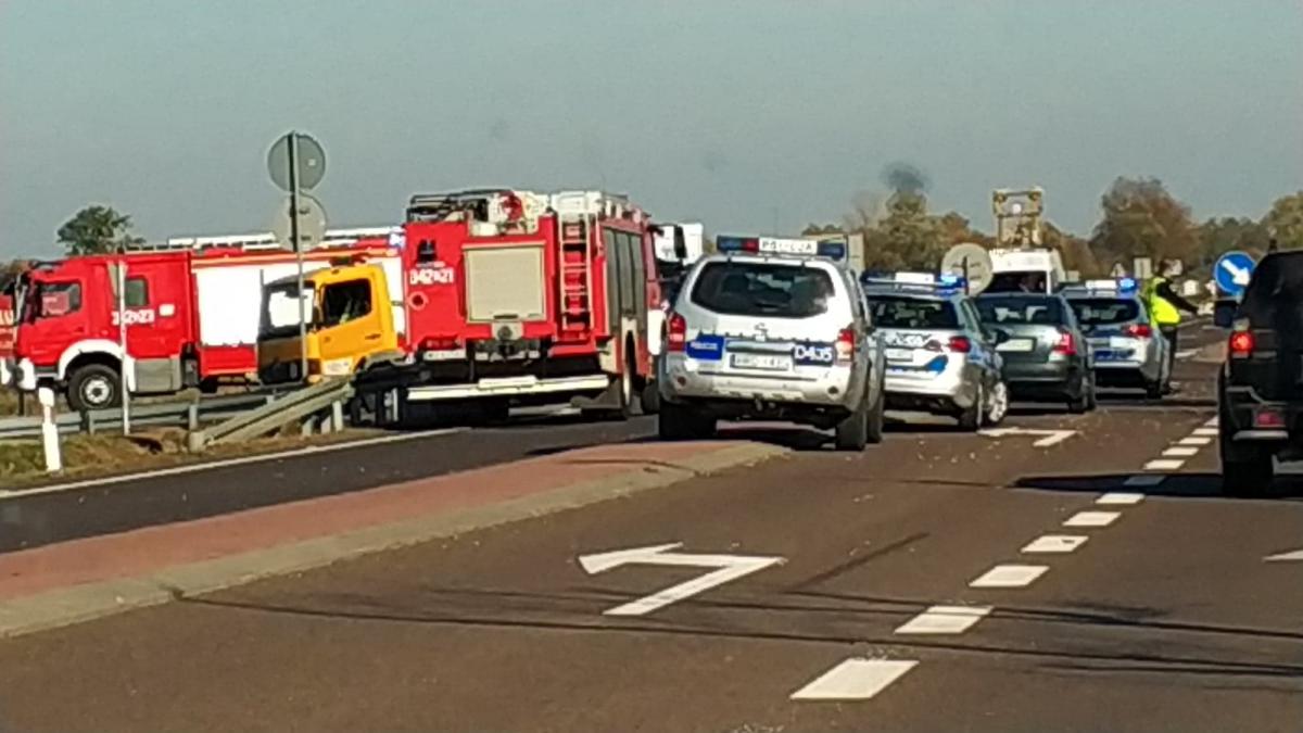 Motocykl zderzył się z BMW. Jedna osoba nie żyje